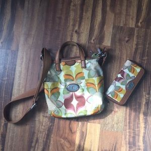 Floral Fossil Key-Per Crossbody Purse & Wallet